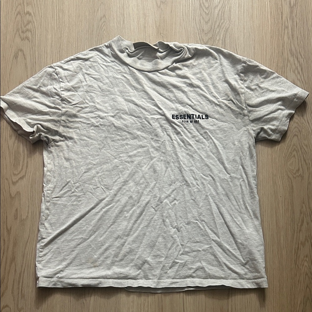 Fear of God Essentials Light Oatmeal Gray T-shirt Medium